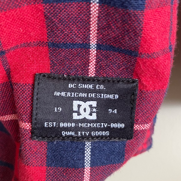 DC Flannel Plaid Shirt Size L - Picture 6 of 6